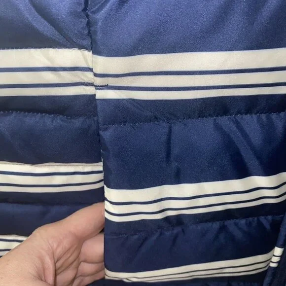 Lands' End Size Small Navy Blue White Striped 600 Fill Down Puffer Vest NWOT - Picture 4 of 4